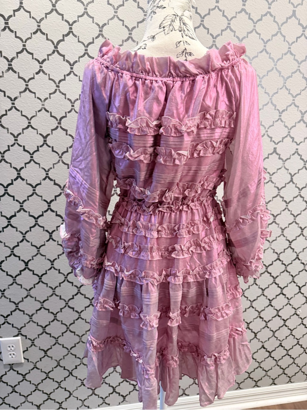 NWT Cynthia Rowley 100% Silk Metallic Blush Ruffle Dress Size Small - Picture 7 of 15